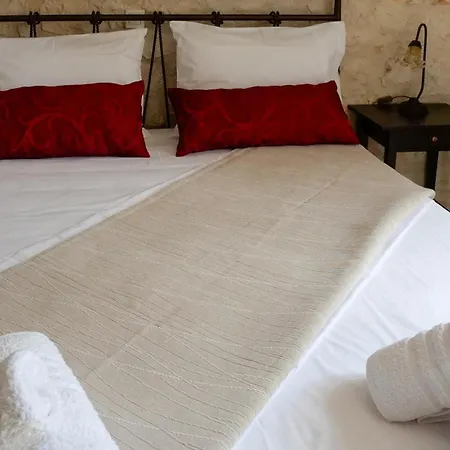 Fterini Sterna & Alletri Appartement