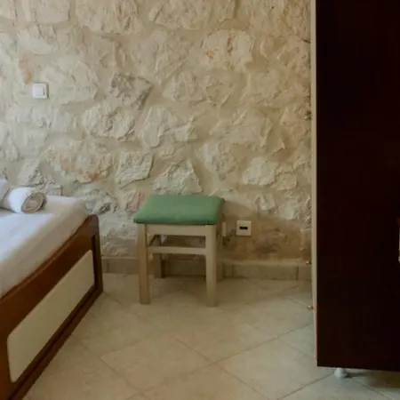 Fterini Sterna & Alletri Appartement *